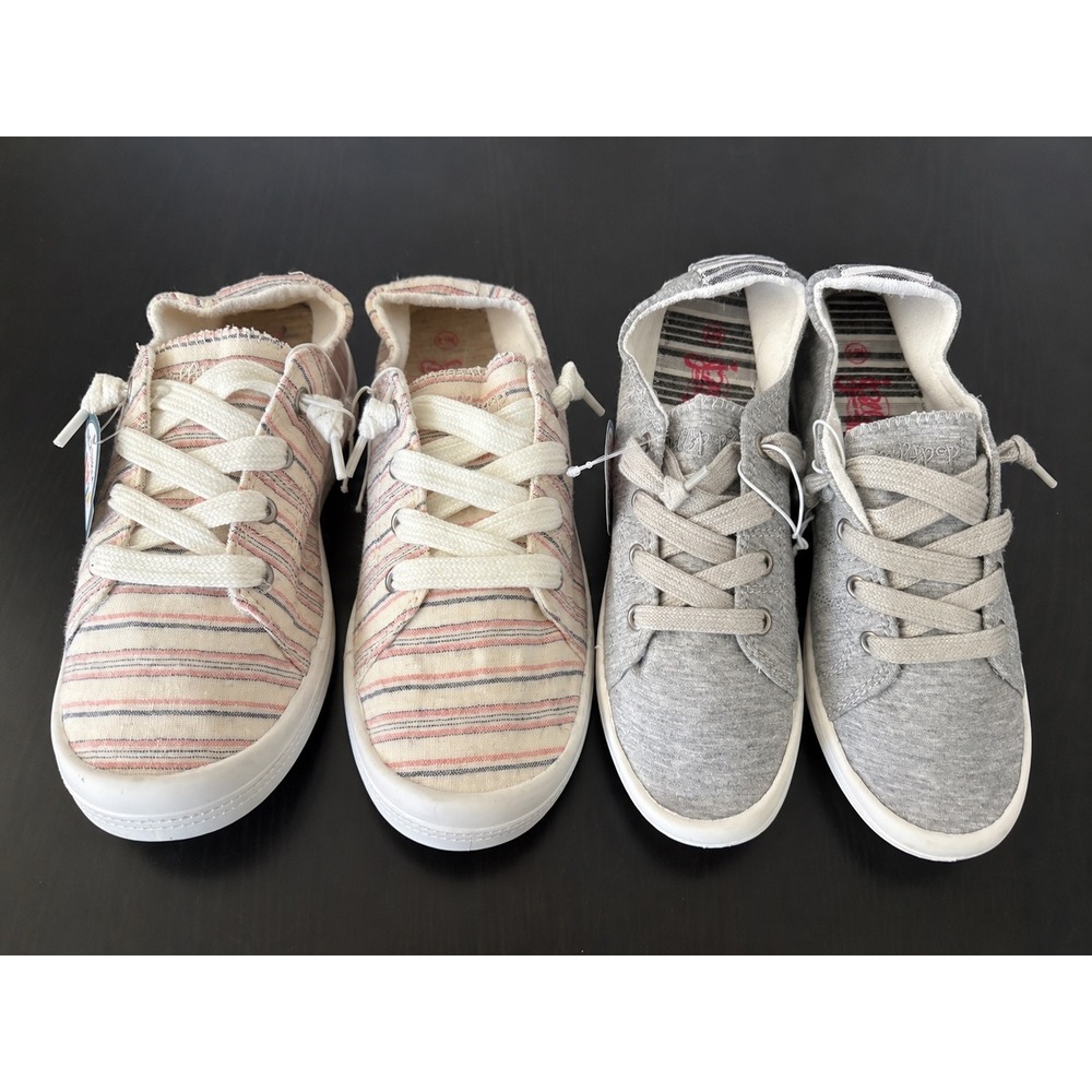 Set of 2 New! Jellypop Women Sneakers Abela Size 8.5 Grey Pink Stripe Slip On 🌺